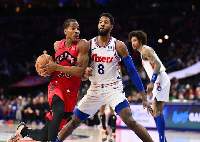 猛龙压哨绝杀76人，步入季后赛八强傲然挺胸