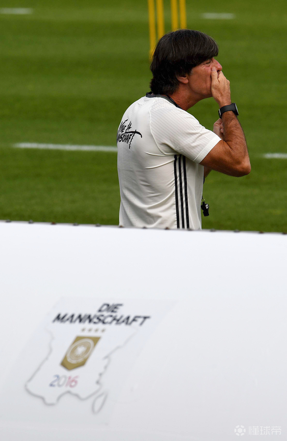 德国惨败引起困扰，教练反思备战策略