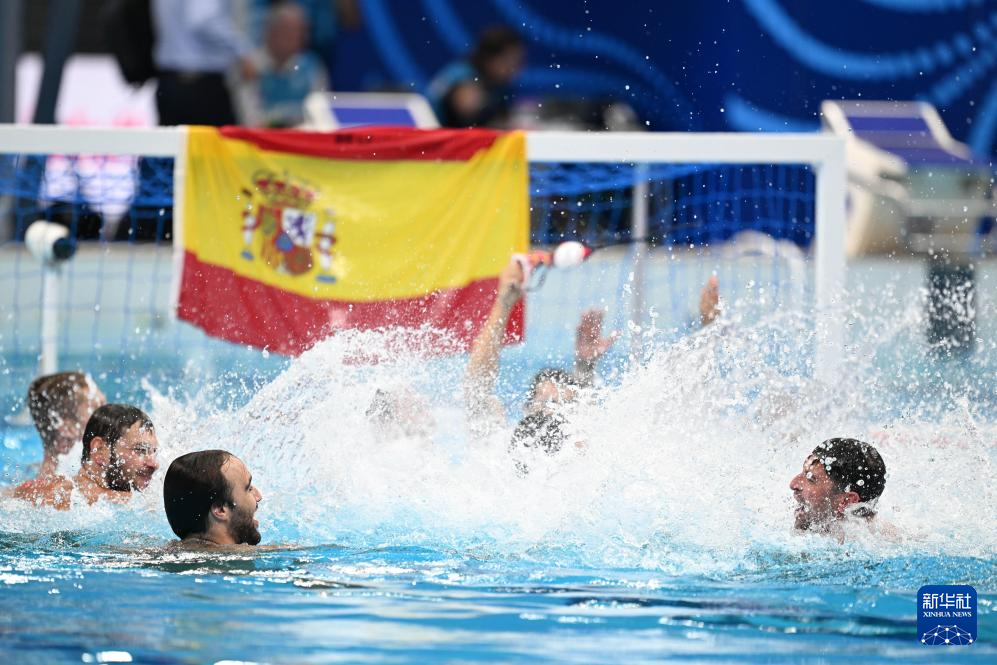 匈牙利运动员在游泳项目中斩获金牌 匈牙利运动员在游泳项目中斩获金牌