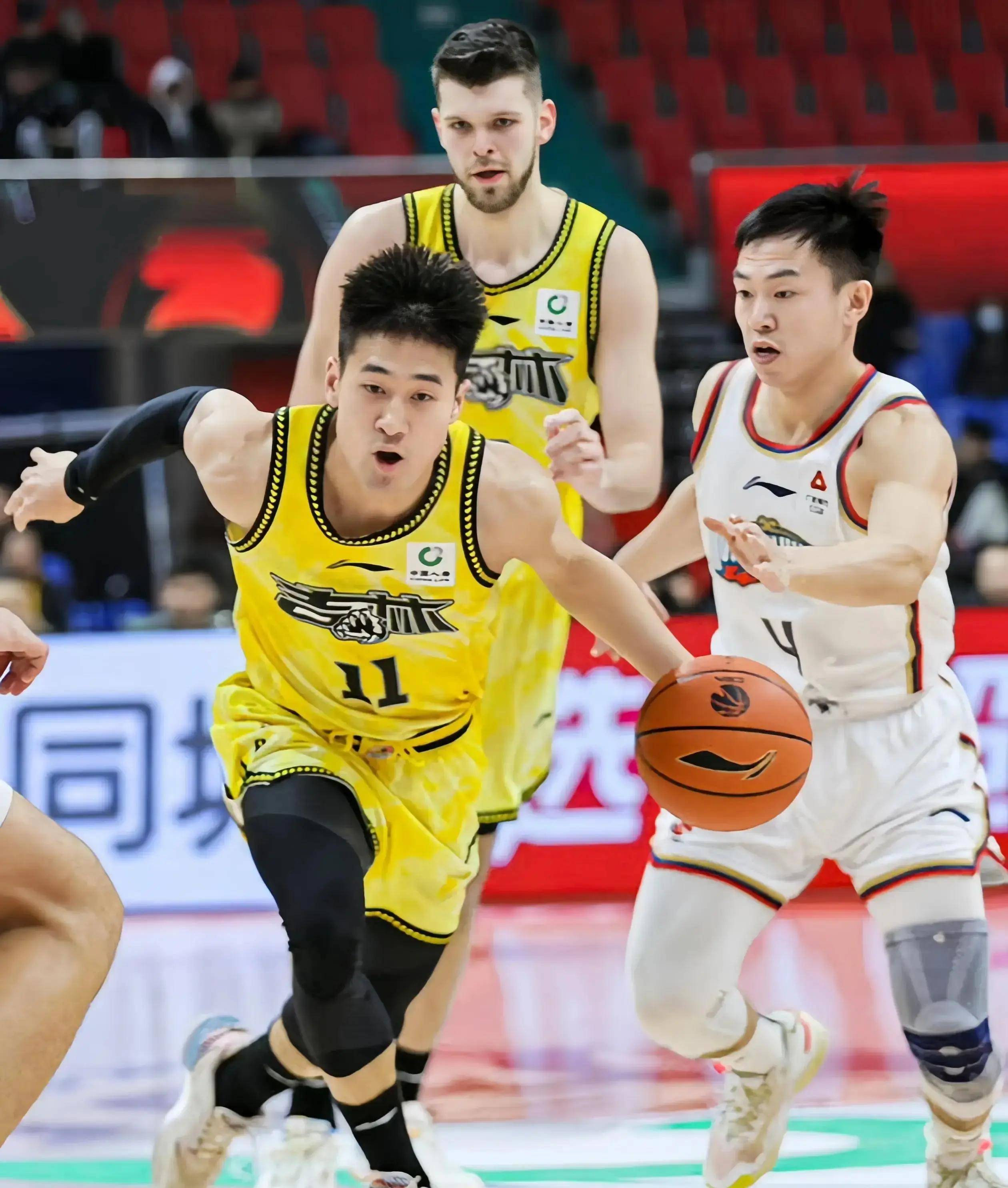 利记-吉林队主帅调整阵容，力图改变连败局面